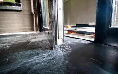 Carton laminat pentru protectie podea